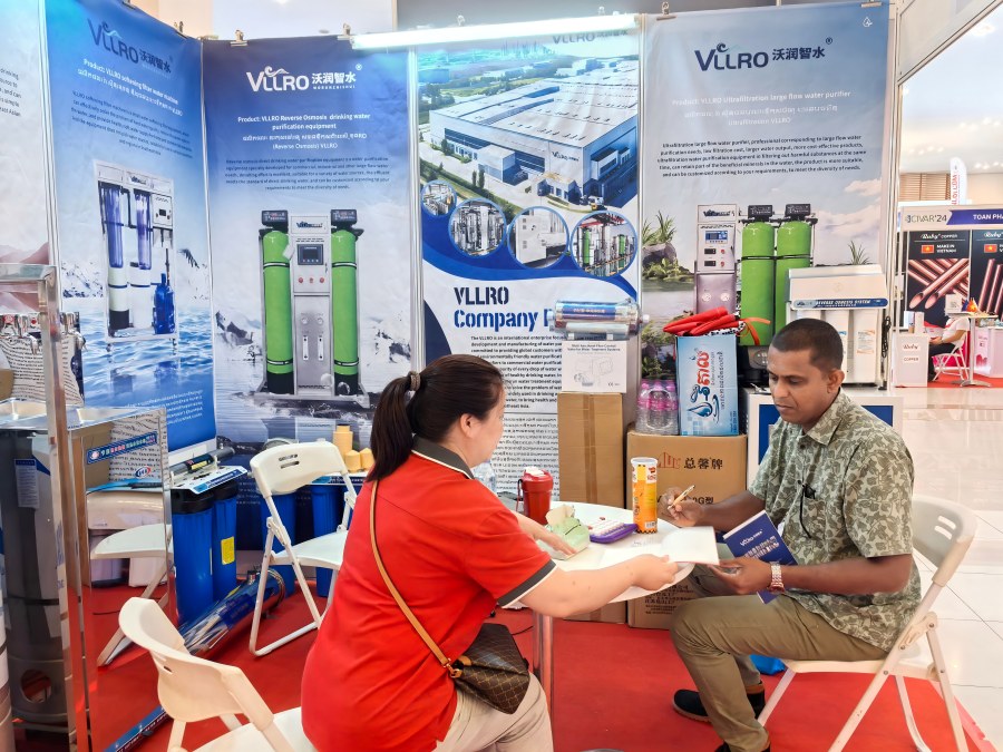 VLLRO ha partecipato alla fiera sul trattamento dell'acqua in Cambogia